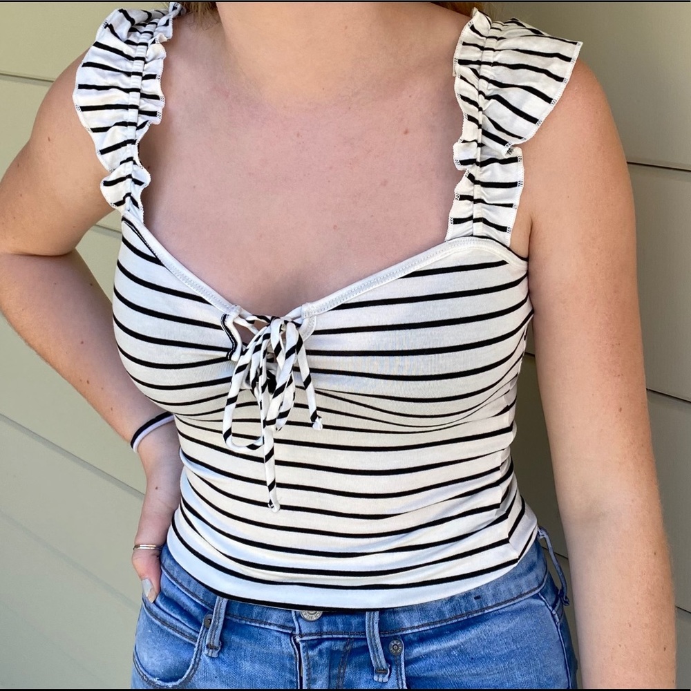 Black and white stripped tank top